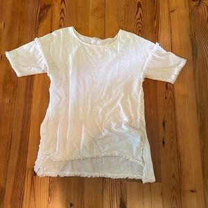 White shirt sleeve Umgee Tunic. Size medium.